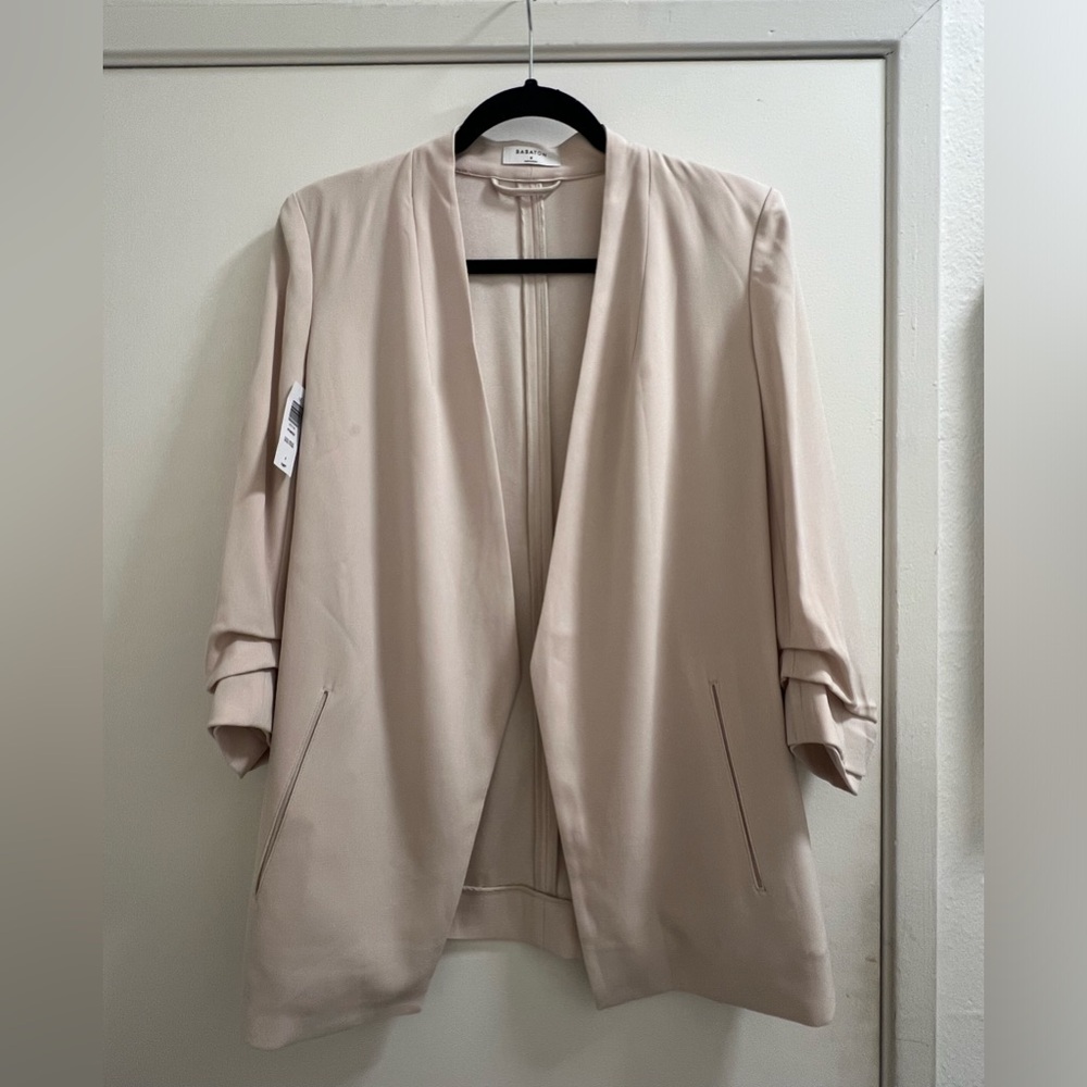 Lightweight blazer from Aritzia (babaton collection).